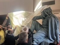 سوتی عجیب در ساخت مجسمه وحشی بافقی